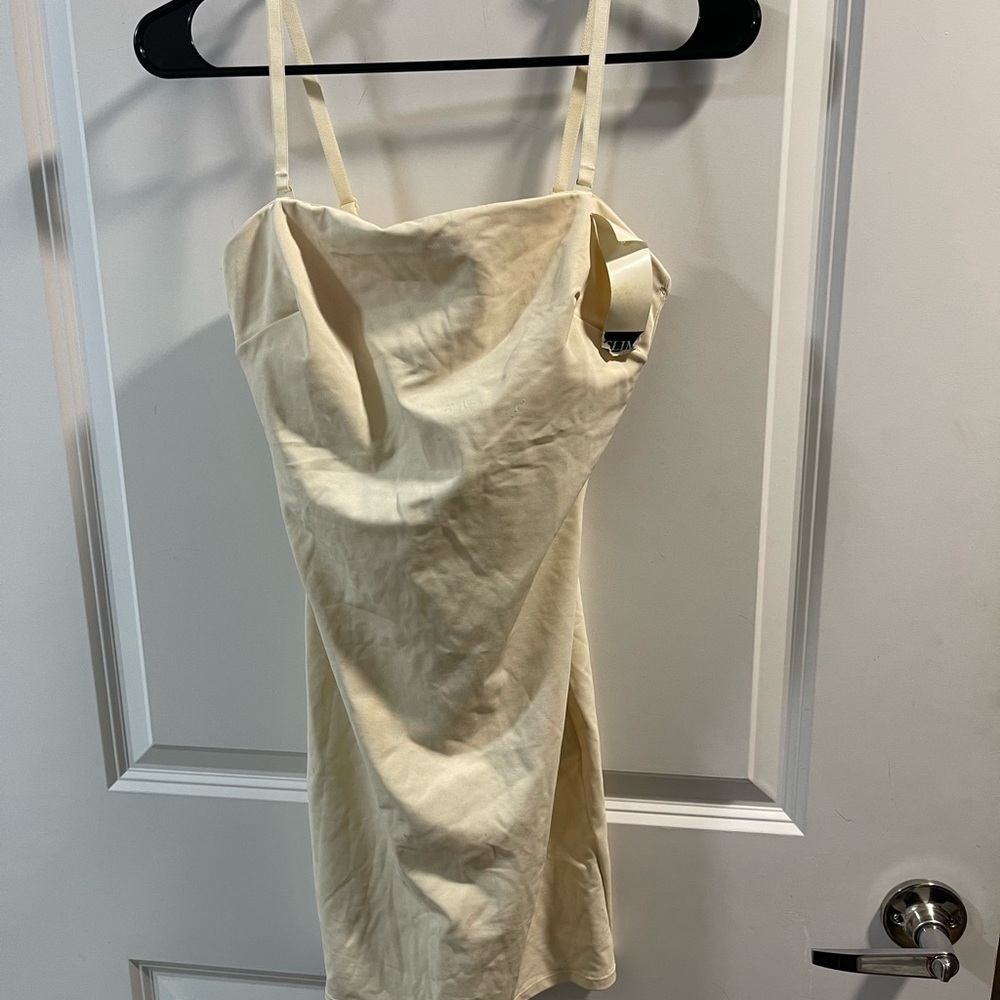 Nancy Ganz Cream BodySlimmers Spaghetti Strap Size 34